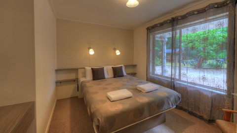 Restaway Holiday Units - Tourism Adelaide 0