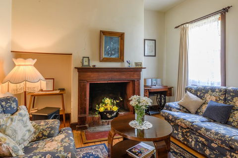 Sargeants & Armoury Cottages 1823 - Tourism Adelaide 0