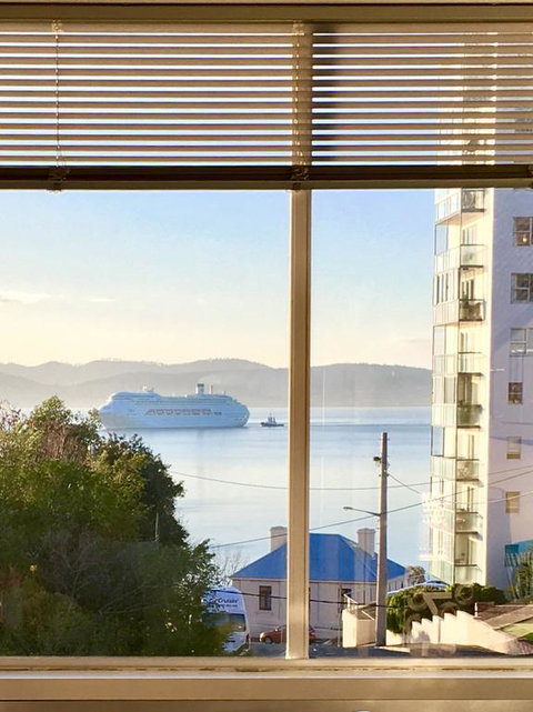 Scarlett's By Salamanca - Tourism Adelaide 3