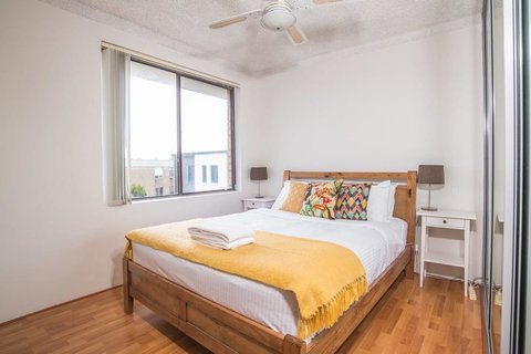 SIMPLE COMFORT! 2bed1bath Unit In Meadowbank - Tourism Adelaide 1