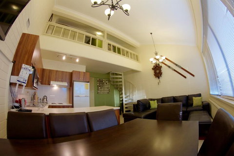 Snow Ski Apartments 32 - Tourism Adelaide 1