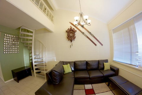 Snow Ski Apartments 32 - Tourism Adelaide 2