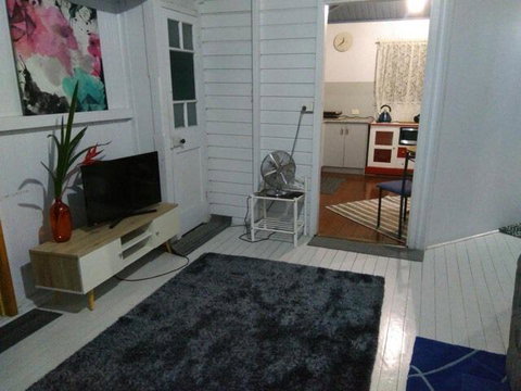 Spacious Apartment - Tourism Adelaide 2
