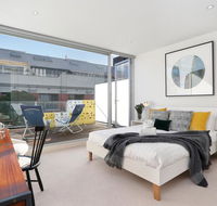StayCentral on Oxford Penthouse - Tourism Adelaide