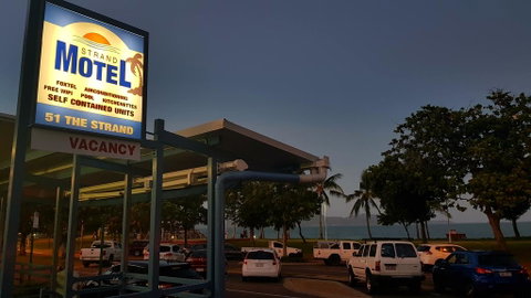 Strand Motel - Tourism Adelaide 1