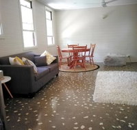 Stranded Nowhere to Stay Sanitised Apartment Sleeps 4 Netflix Wifi Pool - Tourism Adelaide