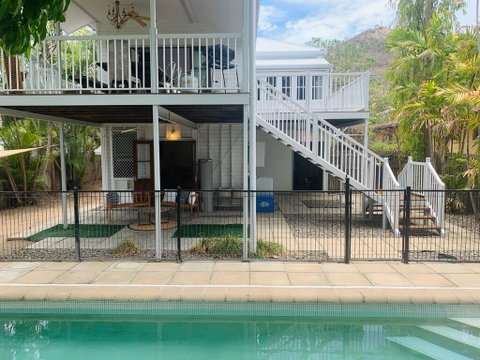 Stranded? Nowhere To Stay? Sanitised Apartment, Sleeps 4, Netflix, Wifi, Pool - Tourism Adelaide 2