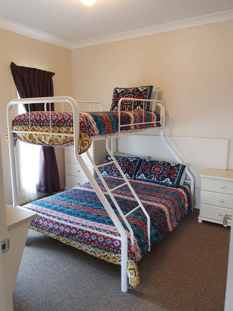 Streaky Bay Motel And Villas - Tourism Adelaide 1