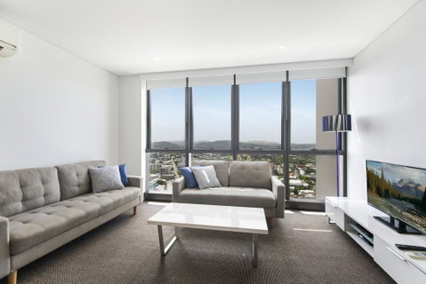 Stunning Views On The 41st Floor - Tourism Adelaide 0