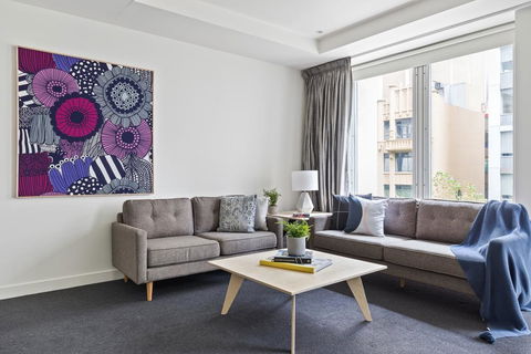 Stunning, Central Huge CBD Pad, Free WiFi, Netflix - Tourism Adelaide 3