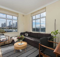 Sun-filled Apartment with Stunning Harbour Views H353 - Tourism Adelaide