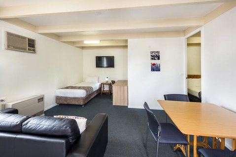 Sundown Villas - Tourism Adelaide 1