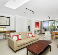 Sunny and Spacious Two Bedroom Apartment - SPF13 - Tourism Adelaide