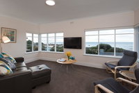 Book Penguin Accommodation Vacations Tourism Adelaide Tourism Adelaide