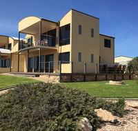 Sunset Cove Beach House - Tourism Adelaide