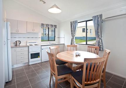 Surf Beach Narooma Holiday Park - Tourism Adelaide 1