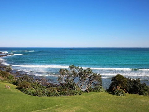 Surfrider - Tourism Adelaide 0