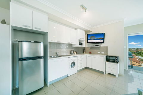 Suttons Beach Apartments - Tourism Adelaide 3