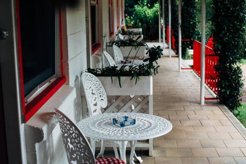 Tall Trees Motel Mountain Retreat - Tourism Adelaide 2