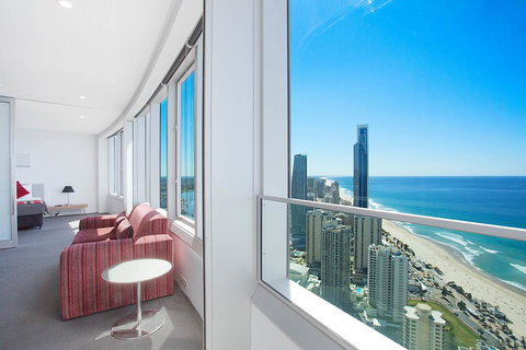 Tallest Tower SkyHomes  -  9 Hamilton Avenue - Tourism Adelaide 0