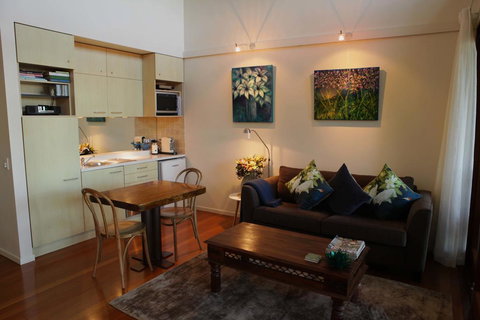 Taman Sari Private Pavilions - Tourism Adelaide 2