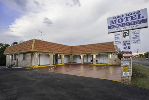 Taree Lodge Motel - Tourism Adelaide 1