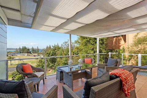 Tathra Beachbreak - Tourism Adelaide 0