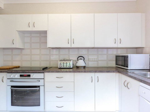 Tehidy Townhouse - Tourism Adelaide 2