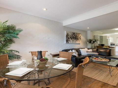 Tehidy Townhouse - Tourism Adelaide 3