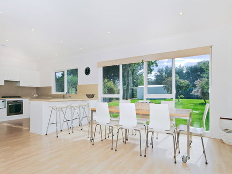 Tennis Elbow - Tourism Adelaide 3