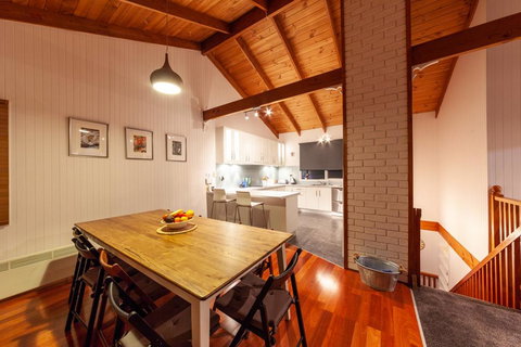 The Albatross - Tourism Adelaide 1