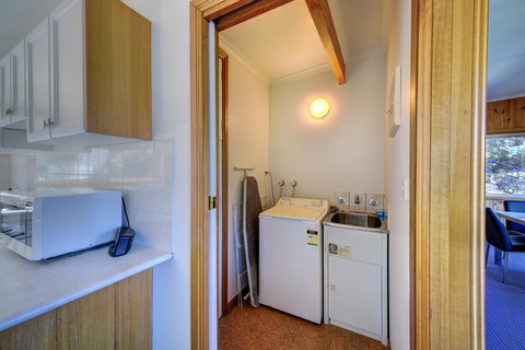 Freycinet Sanctuary 4 - Tourism Adelaide 11