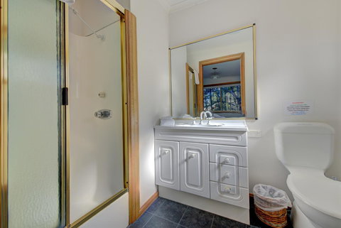 Freycinet Sanctuary 4 - Tourism Adelaide 9