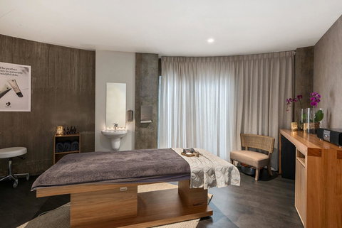 Peppers Silo - Tourism Adelaide 21