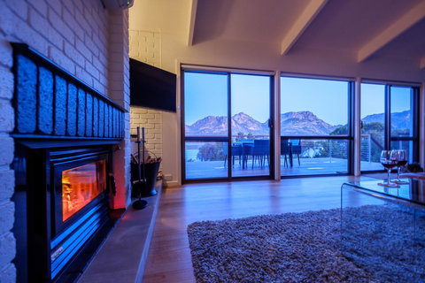 Arthouse Freycinet - Tourism Adelaide 5