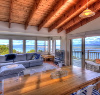 The Strand  On the edge of the beach - Tourism Adelaide