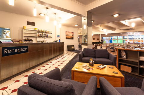 Kingston Hotel - Tourism Adelaide 13