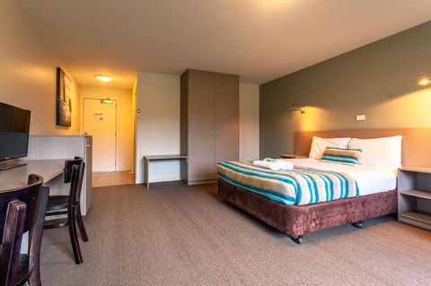 Kingston Hotel - Tourism Adelaide 9