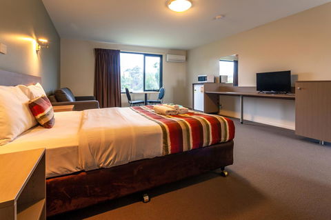 Kingston Hotel - Tourism Adelaide 7