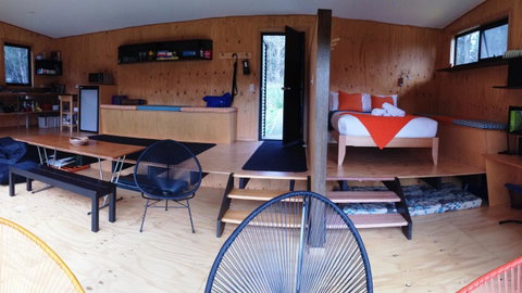 BAY OF FIRES ECO HUT Off Grid Experience At Binalong Bay - Tourism Adelaide 8