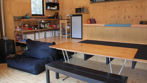 BAY OF FIRES ECO HUT Off Grid Experience At Binalong Bay - Tourism Adelaide 6