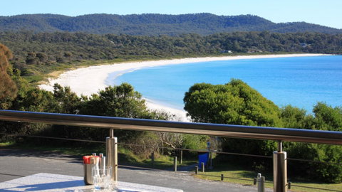 BAY OF FIRES ECO HUT Off Grid Experience At Binalong Bay - Tourism Adelaide 13
