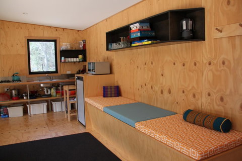 BAY OF FIRES ECO HUT Off Grid Experience At Binalong Bay - Tourism Adelaide 10