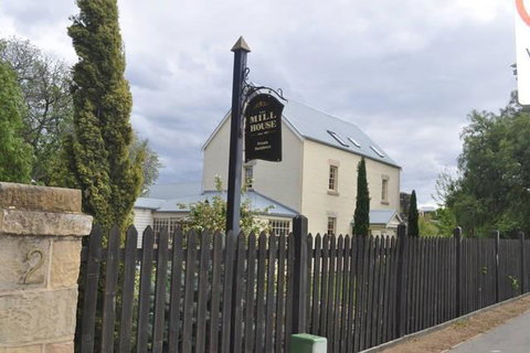 The Mill House Cottage - Tourism Adelaide 0