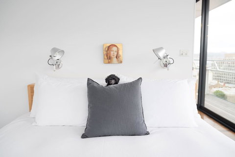 Avalon City Retreat - Tourism Adelaide 10