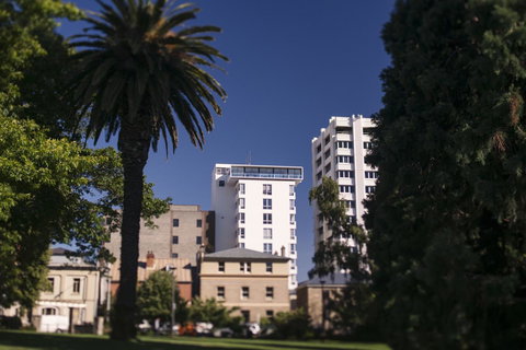 Avalon City Retreat - Tourism Adelaide 6