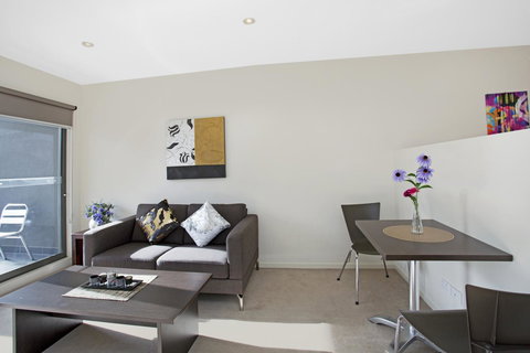 Astra Apartments Glen Waverley @Springvale RD - Tourism Adelaide 9