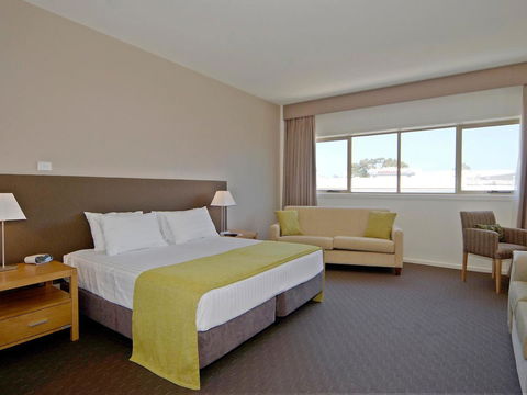 Mornington Hotel - Tourism Adelaide 30