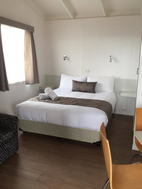 Amaroo Park - Tourism Adelaide 43