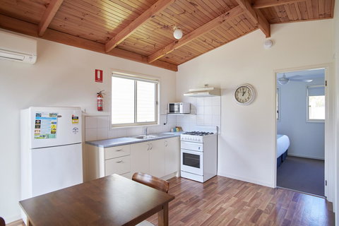 Amaroo Park - Tourism Adelaide 11